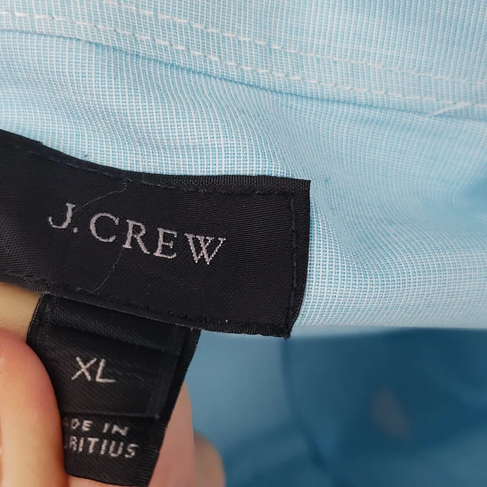 J. Crew Men's Button Front Shirt Size XL Slim in Blue 100% Cotton